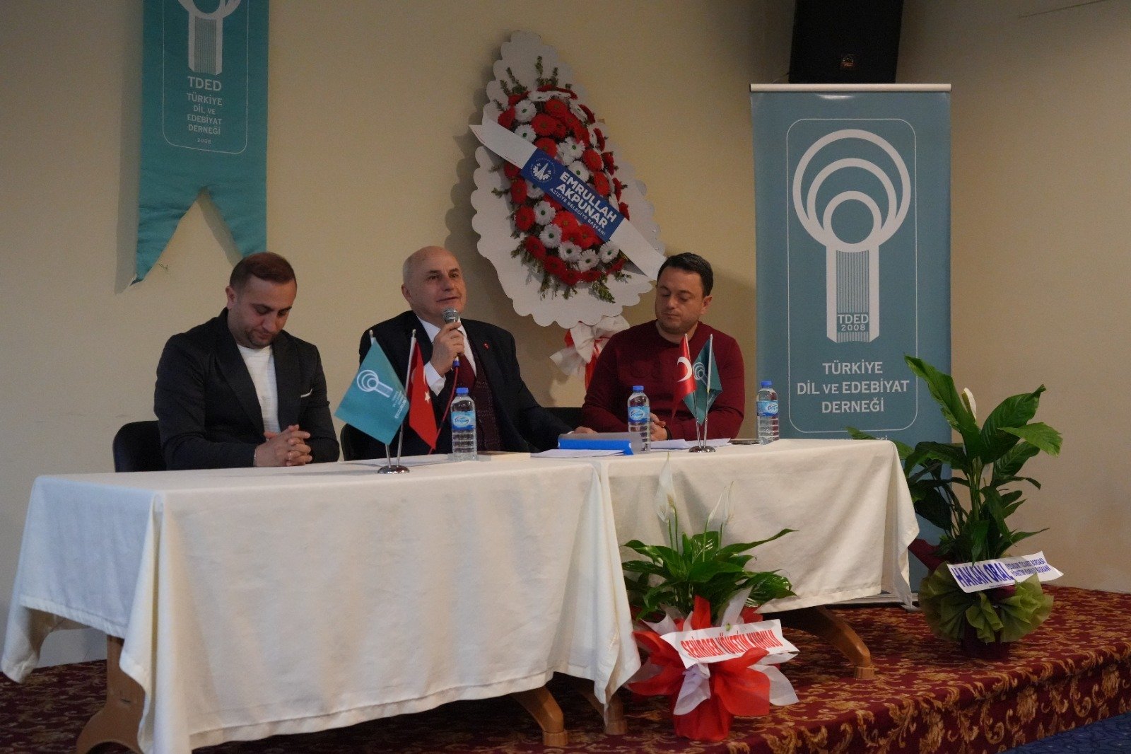 Murat Ertaş yeniden başkan