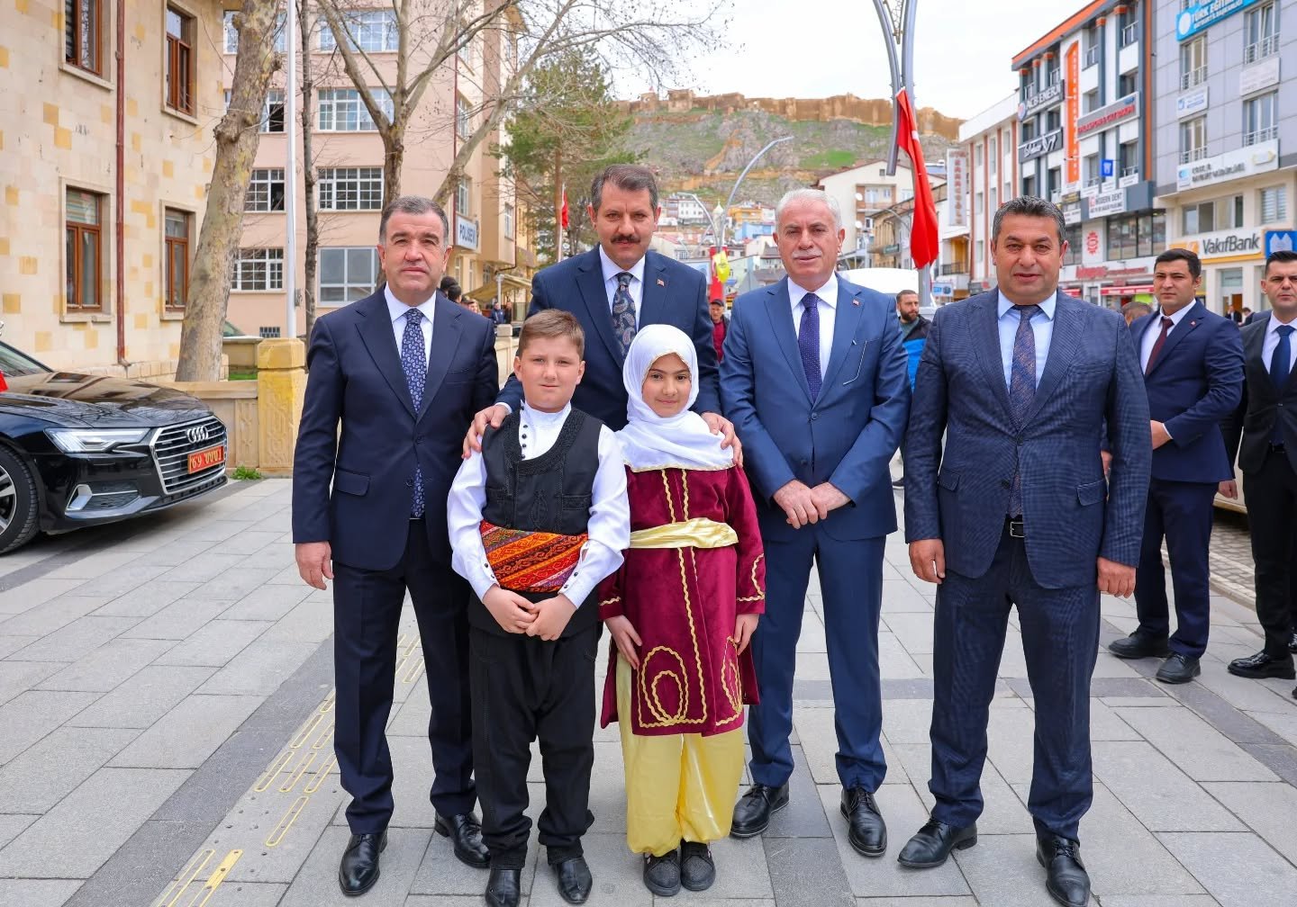 Milli Savunma Bakan Yardımcısı Salih Ayhan Memleketi Bayburt’ta