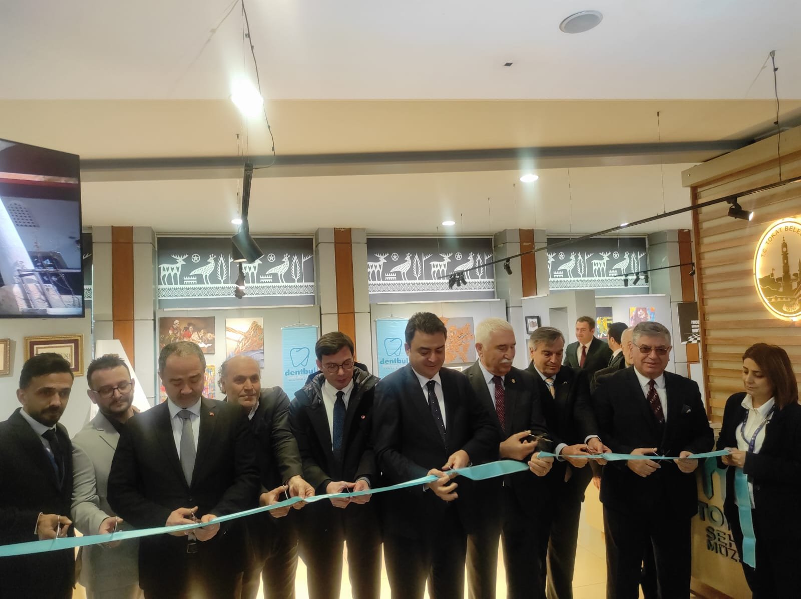 İller arası Kültürel dialoğ Uluslararası Karma Sergi ile Tokat'ta perçinleşti.