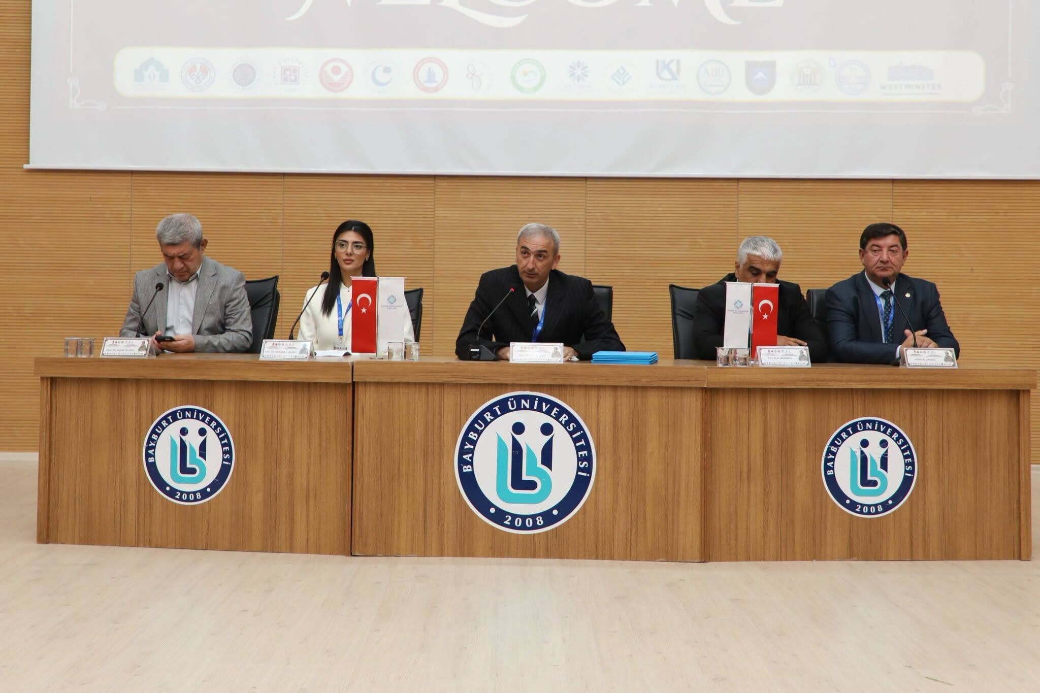 Türk Dünyasının Çatı İsmi Dede Korkut, Bayburt'ta Bilim Dünyasını Buluşturdu
