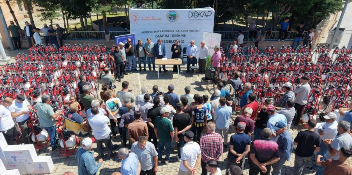 Gökçedere’de 250 İşletmeye 8 Milyon Liralık Makine ve Ekipman Desteği