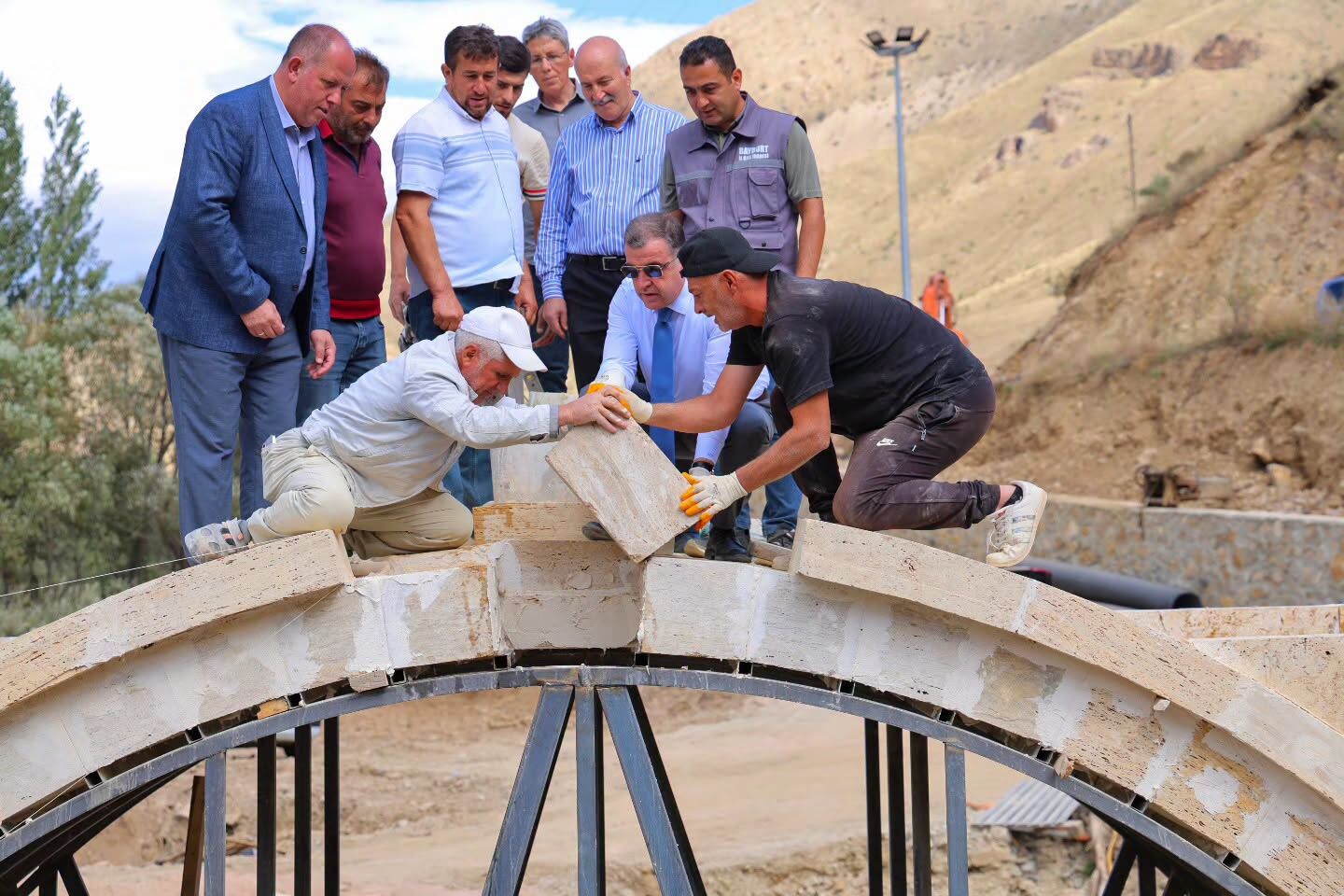 Bayburt’un Saklı Cenneti Sırakayalar Şelalesi Turizme Kazandırılıyor