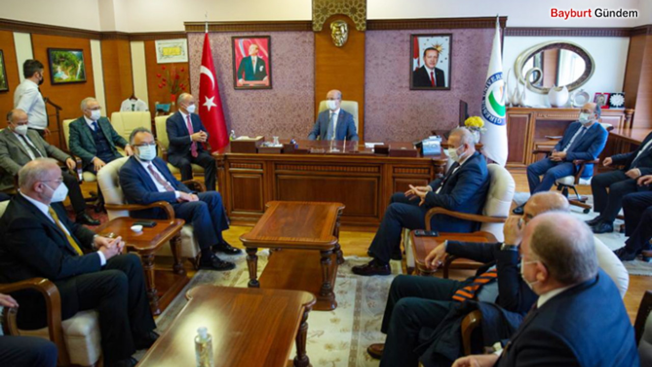 Rektör Türkmen, ÜNİ-DOKAP Toplantısı'na Katıldı