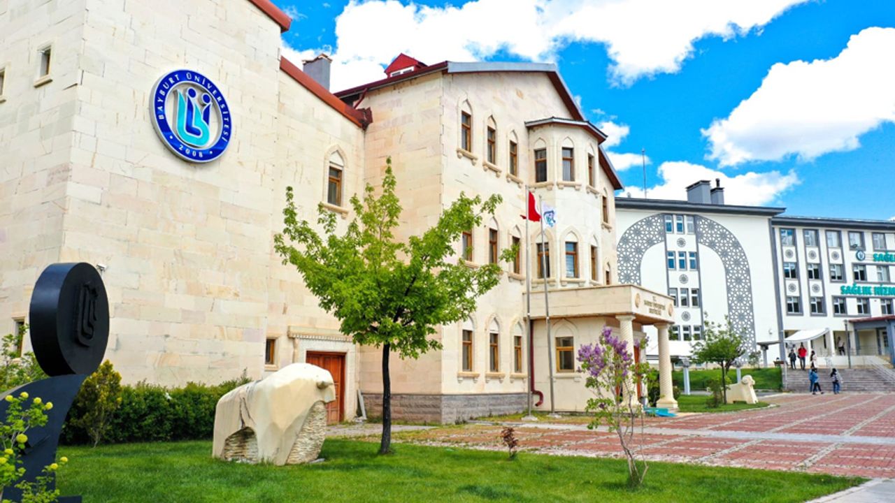 URAP sıralamasında,183 Üniversite arasında Bayburt üniversitesi 93.oldu