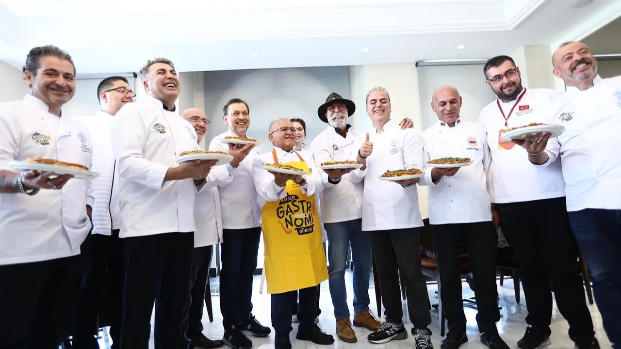 Büyükkılıç ailesi Kayseri yağlaması yaptı