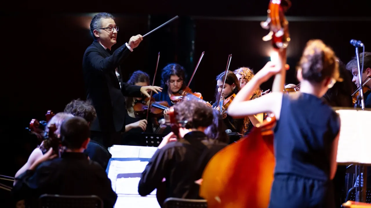 İzmir Narlıdere'de senfonik konser