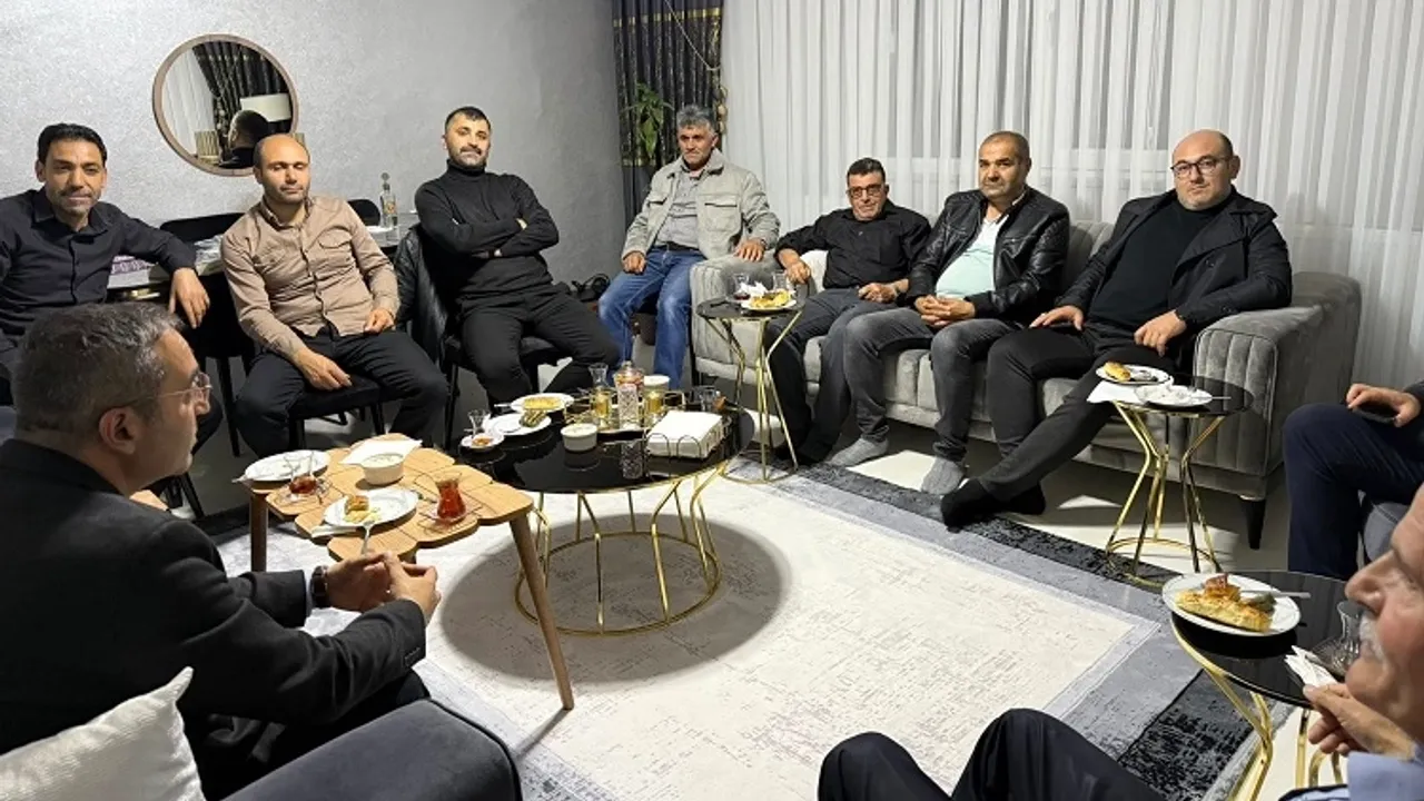 MHP’den “Hayırlı Günler Komşum” ziyaretleri başladı