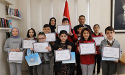 Dereceye giren öğrenciler il milli eğitim müdürlüğünde ağırlandı