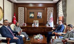 VALİ EPCİM’İN MAKAMI ÇOCUKLARA EMANET EDİLDİ.