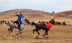 Bayburt Üniversitesi 15.yıl etkinliğinde Atlı spor gösterisi