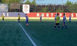 Bayburt Köylerarası Futbol Turnuvasında Ağörenspor,Akşarspor karşılaşması
