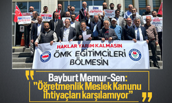 Bayburt'ta Öğrentmenler meslek kanunu hakkında açıklama yaptı