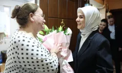 Devlet korumasındaki çocukların gönüllü annesine Bakan Göktaş'tan ziyaret