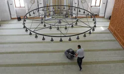Bursa Osmangazi’deki camiler bayrama hazır