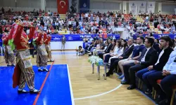 İBB yurtlarında mezuniyet coşkusu