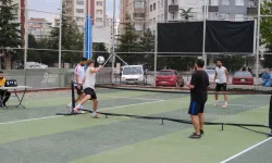 Konya’da ayak tenisi heyecanı