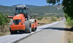 Manisa'da asfalt çalışmaları hız kesmiyor