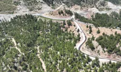 Antalya Büyükşehir’in kırsalda yol atağı sürüyor