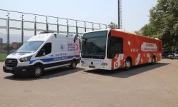 Bursa yangın bölgesindeki yaraları sarmaya başlıyor... Sağlık otobüsü Harmancık'ta