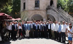 Bursa'da turizm hamlesi... Hanlar Bölgesi dünyaya açılacak... Turizmin geleceğini birlikte şekillendireceğiz