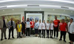 Gaziantep’in şampiyonları Başkan Şahin’le bir araya geldi