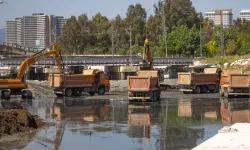 İZSU'dan Meles ve Manda derelerinde temizlik seferberliği
