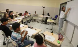 Kayseri Melikgazi'de çocuk ve gençler dolu dolu yaz geçiriyor