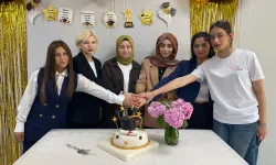 Kocaeli Beyaz Kalpler’de mezuniyet sevinci