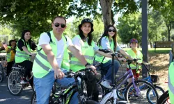 Sakarya'da aileler birlikte pedal çevirdi