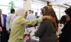 Şehit ailelerine 'Terörsüz Türkiye'yi Bakan Göktaş anlattı
