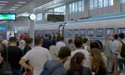 Türkiye 'yüksek hızlı'yı sevdi! Ankara-İstanbul hattı 38 milyonu taşıdı