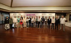 Yeşilay'ın 9'uncu Uluslarası Karikatür Yarışması'nda ödüller sahiplerini buldu
