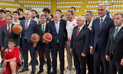 Bayburt'a 4 bin kişilik spor salonunun açılışı yapıldı
