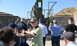 Manisalı gazi ve şehit yakınları Çanakkale'de tarihi soludu