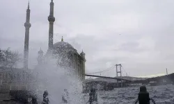 Batı’da sağanak, iç kesimlerde kuvvetli rüzgar