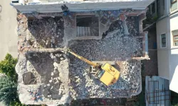 Bursa Osmangazi’de ruhsatsız katlara anında müdahale