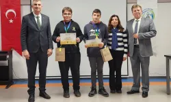 Gölcük BİLSEM’e Başkan Sezer’den ziyaret