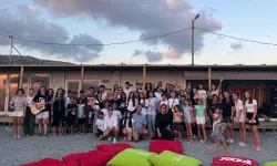 Hatay'da çocukların sörf yolculuğu devam ediyor