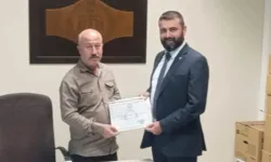 İYİ Parti Mudanya’da Ersin Erdönmez mazbatasını aldı