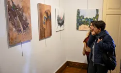 İzmir Bornova'da “Renk ve Tekniklerin Dansı”