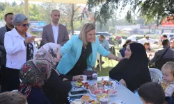 İzmit'te din görevlileri aileleriyle ağırlandı
