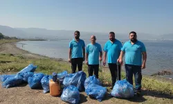 Kocaeli’de sahil temizliği Mavi Takım’dan sorulur
