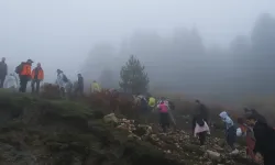 Sakarya'da sisler içindeki Kılıçkaya’da büyüleyici gün