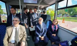 Türkiye’nin ilk 18 metrelik elektrikli otobüsü Gaziantep’te tanıtıldı