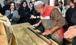 Bayburt'ta Öğrenciler tandır yapımına tanıklık etti