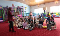 Masalların büyülü dünyası Bayburt’ta miniklerle buluştu