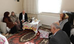 Başkan Memiş Yaşlıların Kapısını Çalmaya Devam Ediyor