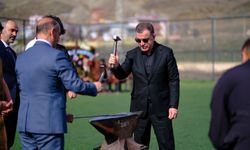 Bayburt’ta Nevruz coşkusu: Ateş yakıldı, demir dövüldü