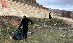 Bayburt Kalesi, çöp yığınlarından arındırıldı!