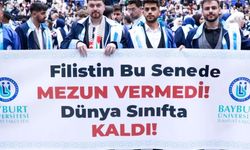 Bayburt Üniversitesinde Mezuniyet Sevinci.
